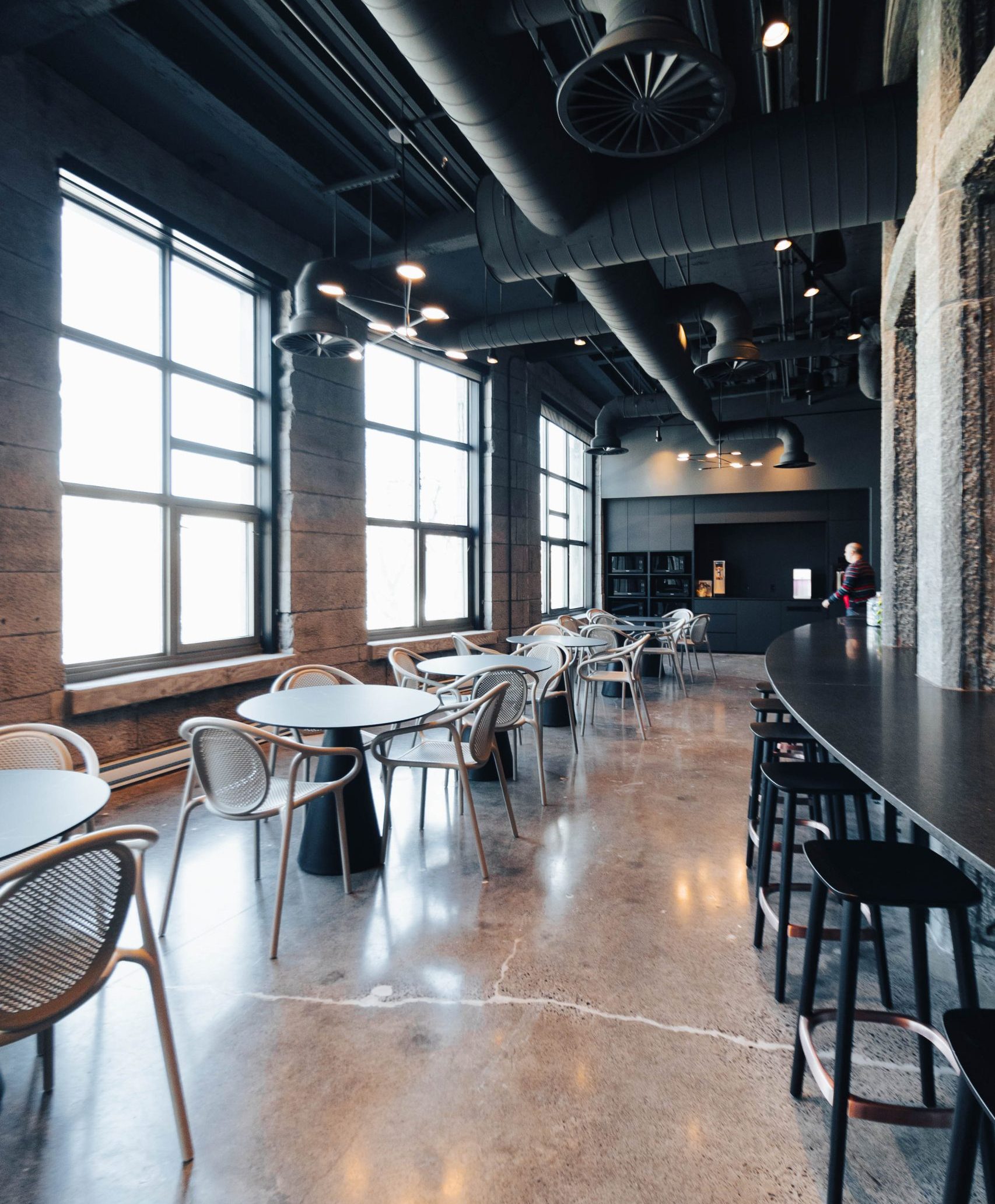 Lightspeed HQ furnished by CAB Déco